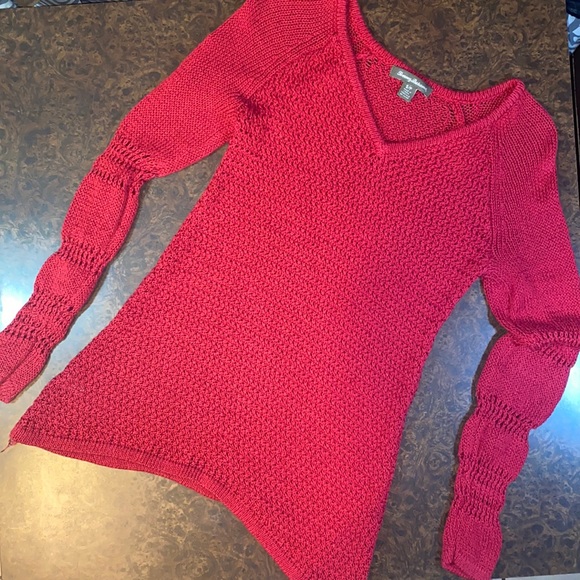Tommy Bahama v-neck tunic sweater in red - size small - Picture 1 of 5